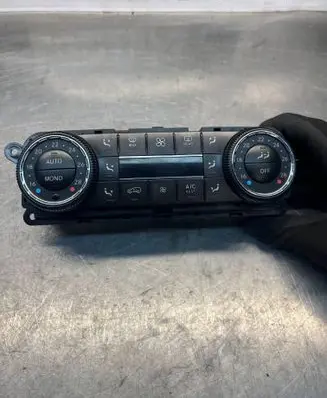 Mercedes-Benz R W251 Climate control unit A2518707489 5HB96491540 A2518205289