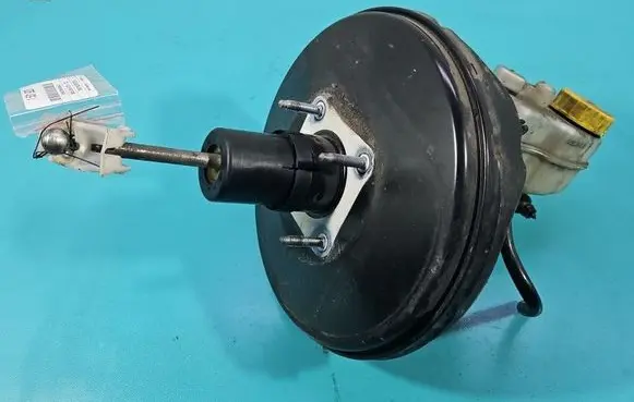 Skoda Fabia Mk3 (NJ) Brake booster 6R1614106K IMPRK1531923