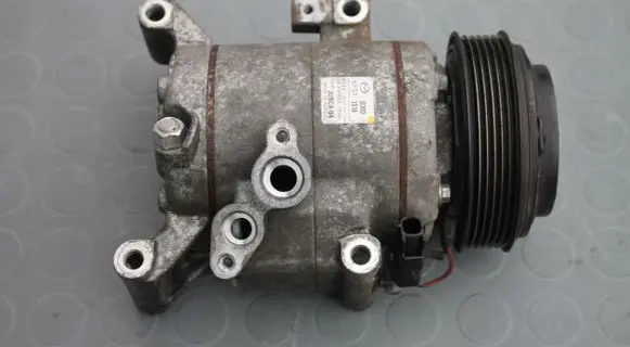 Mazda CX-5 Air conditioning (A/C) compressor (pump) F500JUBCA04