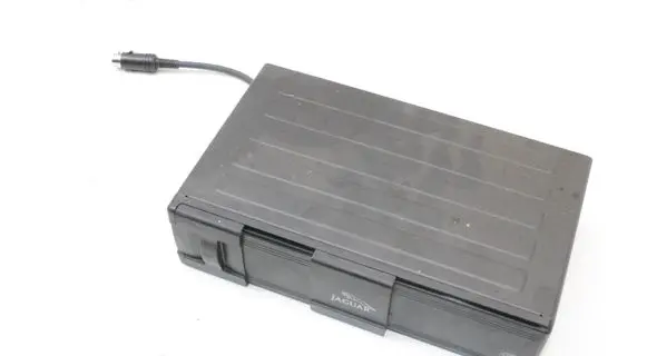 Jaguar XK8 - XKR CD/DVD changer LXF4160BA