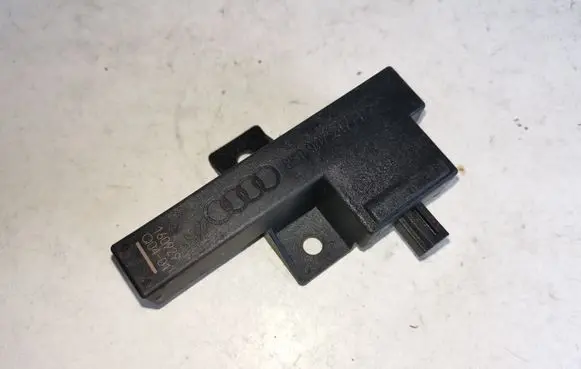 Audi A6 S6 C7 4G Keyless (KESSY) go control unit/module 8K0907247
