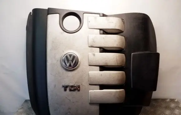 Volkswagen Touareg I Engine cover (trim) 070103926A