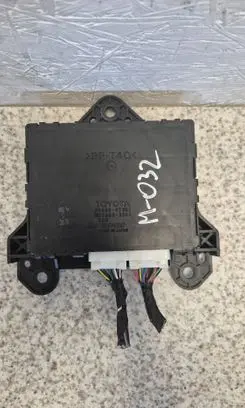 Toyota Prius (NHW20) Other control units/modules 8865047051 1776003362