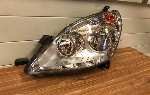Volkswagen PASSAT B6 Headlight/headlamp 20A726B
