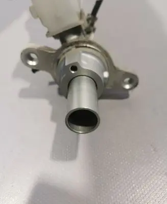 Nissan Qashqai Master brake cylinder