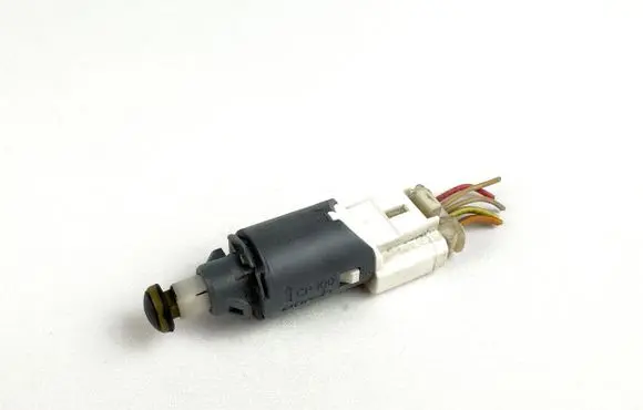 Renault Scenic II - Grand scenic II Brake pedal sensor switch 8200168238b
