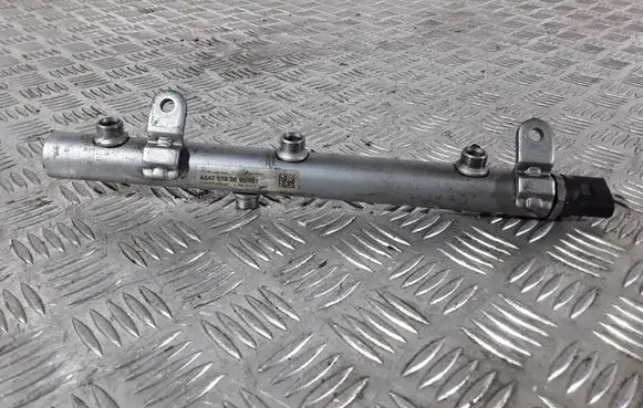 Mercedes-Benz S W222 Fuel main line pipe A6420703095