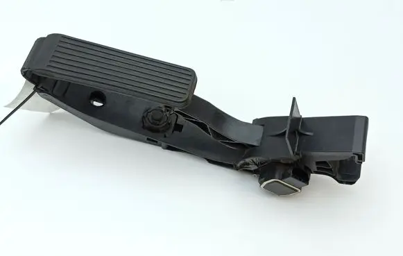 Mercedes-Benz CLK A209 C209 Accelerator throttle pedal A2113000404 A2113010001 1293010382