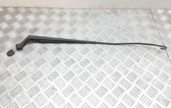 Toyota Yaris Front wiper blade arm