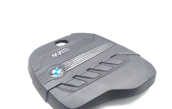 BMW X3 F25 Engine cover (trim) 7811024 13717811024 15671610