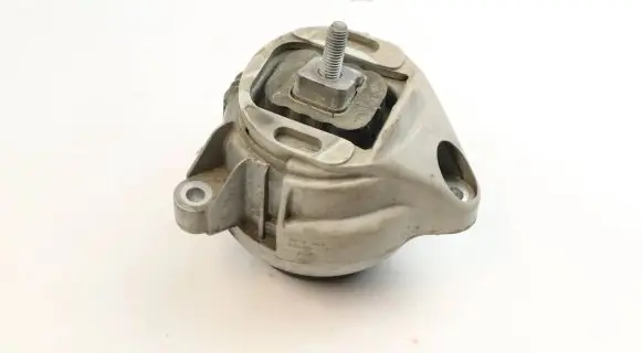 BMW X3 F25 Engine mount bracket 6785716