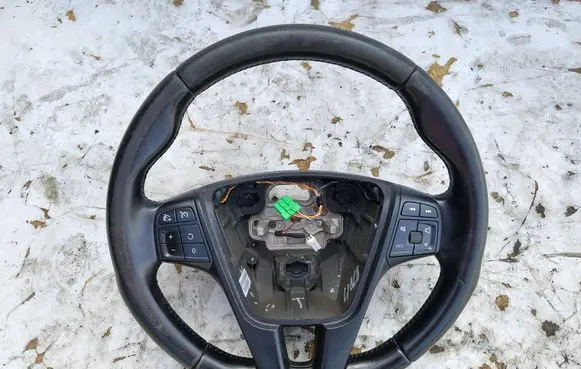 Volvo V40 Steering wheel 31250592