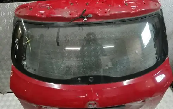 Fiat 500X Opening tailgate glass 