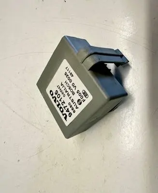 Volvo XC70 Alarm control unit/module 9472105 F005V00026