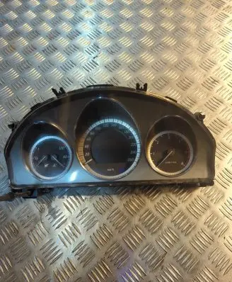 Mercedes-Benz C W204 Speedometer (instrument cluster) A2049005602 A2044400247 A2129020402