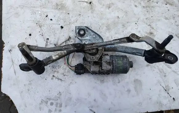 Renault Twingo II Front wiper linkage and motor 8200364766