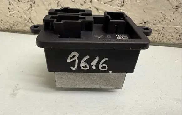 Peugeot Expert Heater blower motor/fan resistor