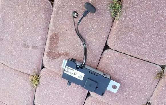 Opel Insignia A Aerial antenna amplifier 13241372