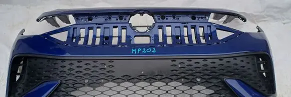 Volkswagen Golf VII Front bumper
