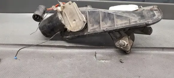 Jaguar XJ X40 Front wiper linkage 