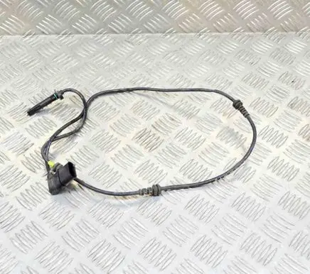Mercedes-Benz C W205 ABS brake wheel speed sensor A2059058103 0265009317