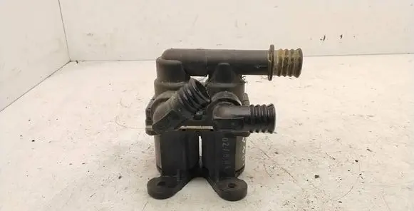 BMW 5 E34 Coolant heater control valve 1147412042