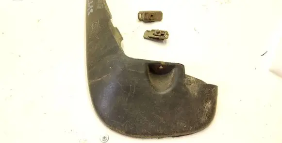 Ford Focus Front mudguard 98AXF16L560BA