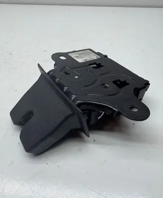 Chevrolet Cruze Tailgate/trunk/boot lock/catch/latch 545255965