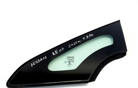 Nissan Leaf II (ZE1) Front triangle window/glass 768213NL0A