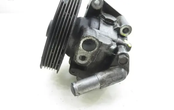 Ford S-MAX Power steering pump 6G913A696CC