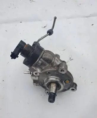 Fuel injection high pressure pump