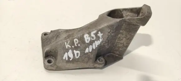 Volkswagen PASSAT B5.5 Engine mounting bracket 8D0199307P
