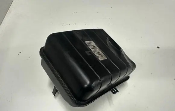 BMW 5 F10 F11 Intake resonator 8512249 14389710 E01020304
