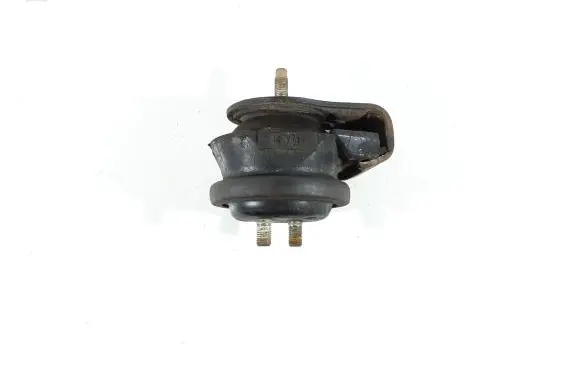 Suzuki XL7 I Engine mount bracket 67D 1161067D00