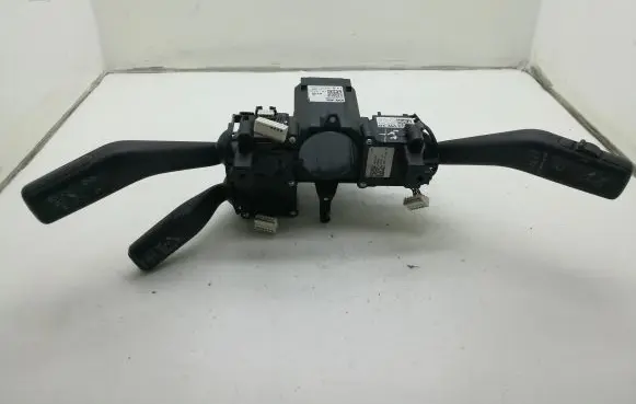 Volkswagen PASSAT CC Indicator stalk 3C5953501BG