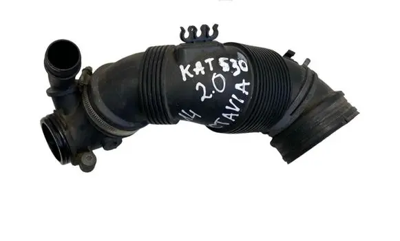 Skoda Octavia Mk3 (5E) Intercooler hose/pipe 5Q0129635 5Q0129654