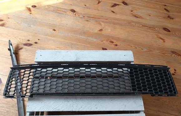 Fiat 500 Front bumper lower grill 735425618 51797997