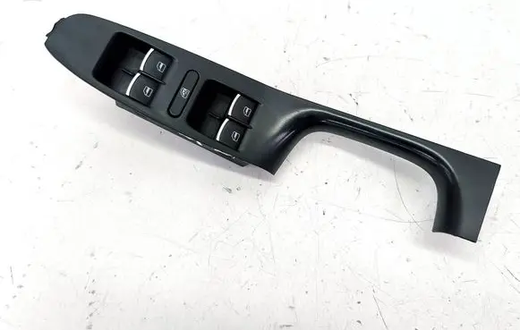 Volkswagen Jetta VI Electric window control switch 5C7867255CD