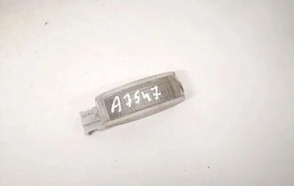 Volkswagen PASSAT B5 Other interior light 3b0947113