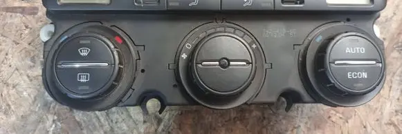 Volkswagen Golf V Climate control/heater control trim 