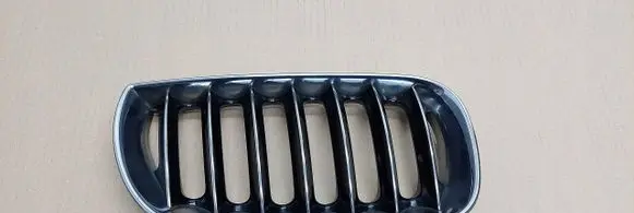 BMW X3 E83 Front bumper upper radiator grill 340291002