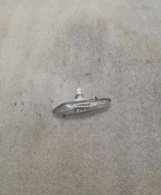 BMW 5 E60 E61 Front fender indicator light 