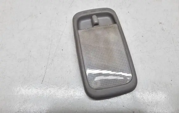 Toyota RAV 4 (XA20) Rear seat light