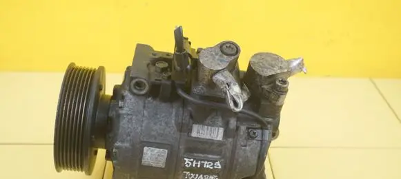 Volkswagen Touareg I Air conditioning (A/C) compressor (pump) 3B0820803C BMV