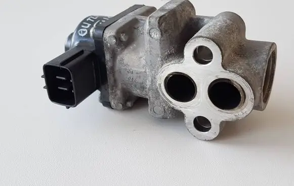 Mitsubishi Outlander EGR valve 1582A166
