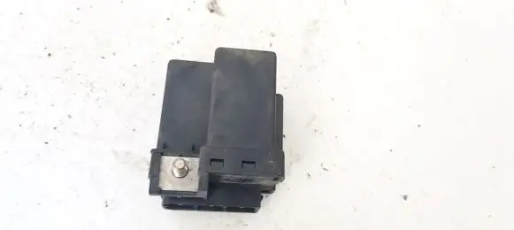 BMW 5 E39 Glow plug pre-heat relay 2246919 72rb510
