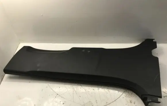 Toyota Auris 150 (B) pillar trim (bottom) 6241402080B1 6241402080