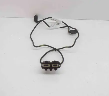 Tesla Model S AUX in-socket connector 104753700C
