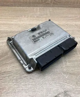 Skoda Fabia Mk1 (6Y) Engine control unit/module ECU 038906012HR 0281011321