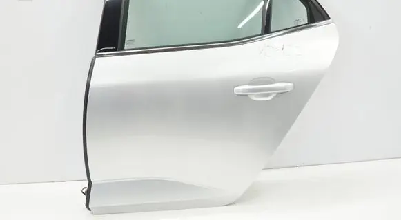Renault Megane IV Rear door MEGIV140526DLT